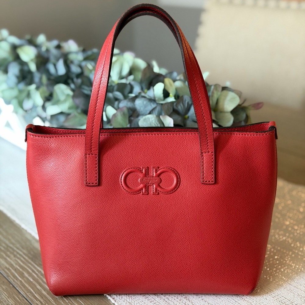 Salvatore Ferragamo Gancini Leather Tote Bag